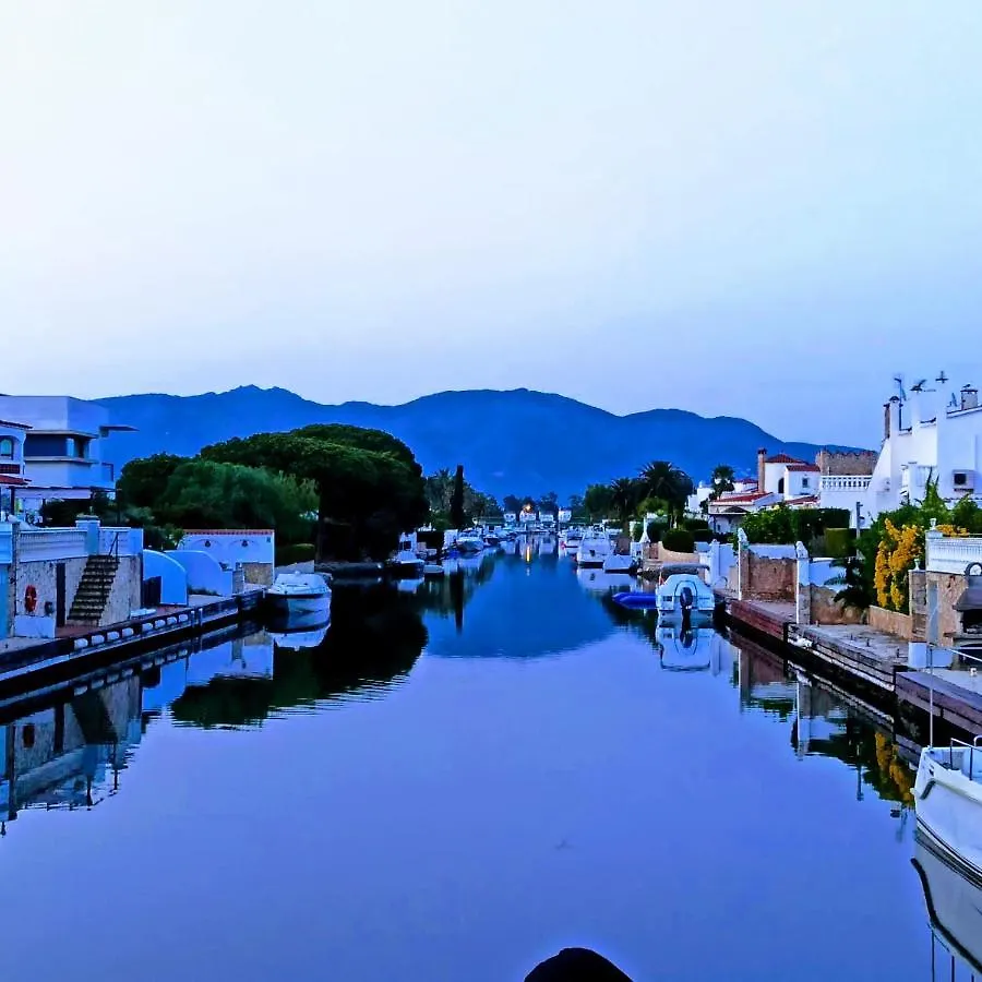 Appartement Vistas, Paz Y Armonia. à Empuriabrava