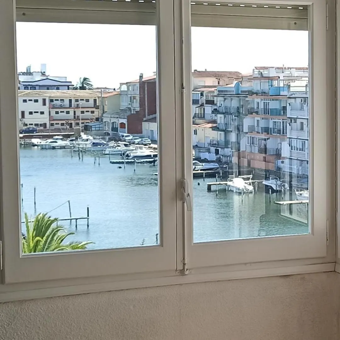 Appartement Vistas, Paz Y Armonia. à Empuriabrava
